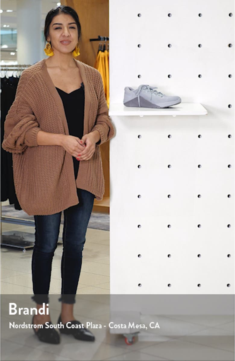 Metcon 5 Training Shoe, sales video thumbnail