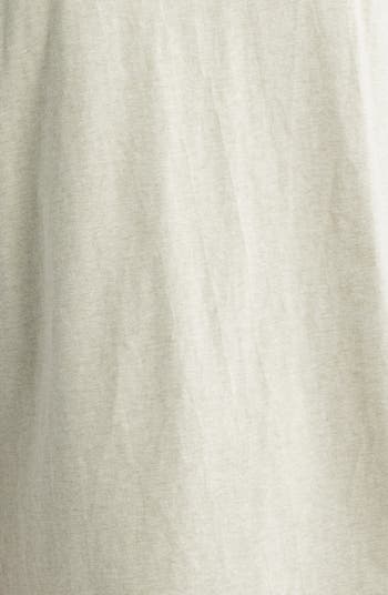 Classic Fit Logo Graphic T-Shirt