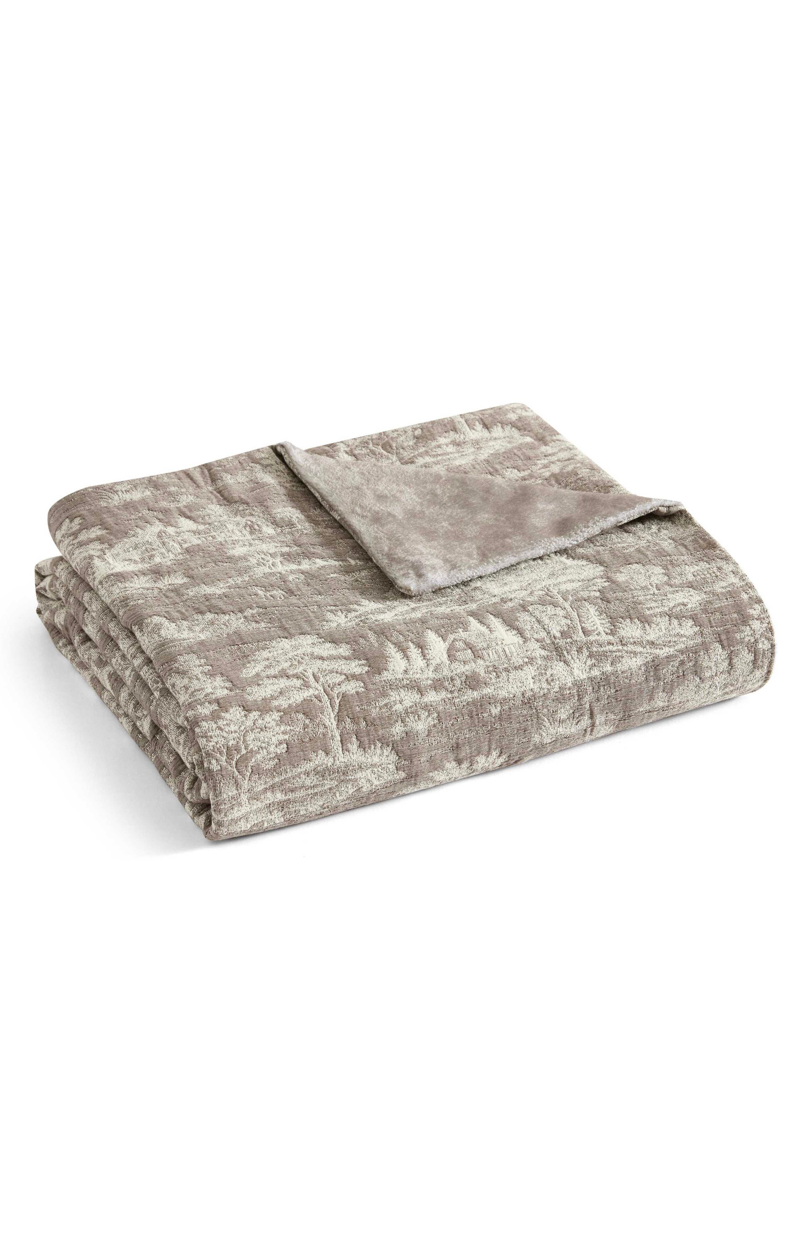 Farmhouse Toile Jacquard Throw Blanket