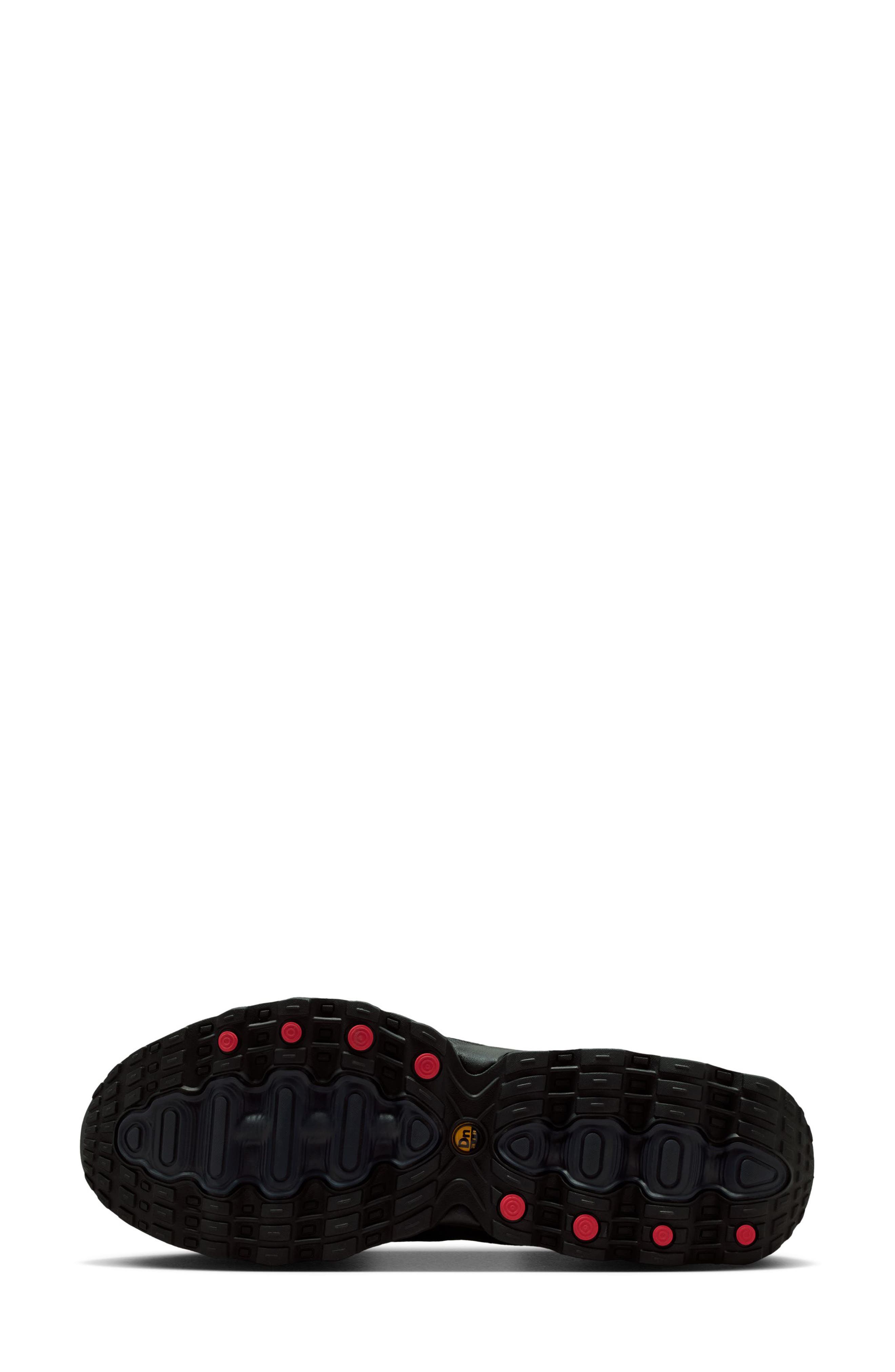 Nike Air Max DN8 Sneaker, Alternate, color, 001 Black/Black