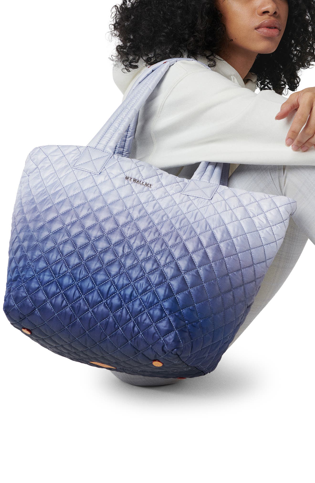 Medium Metro Deluxe Tote, Alternate, color, HORIZON OMBRE
