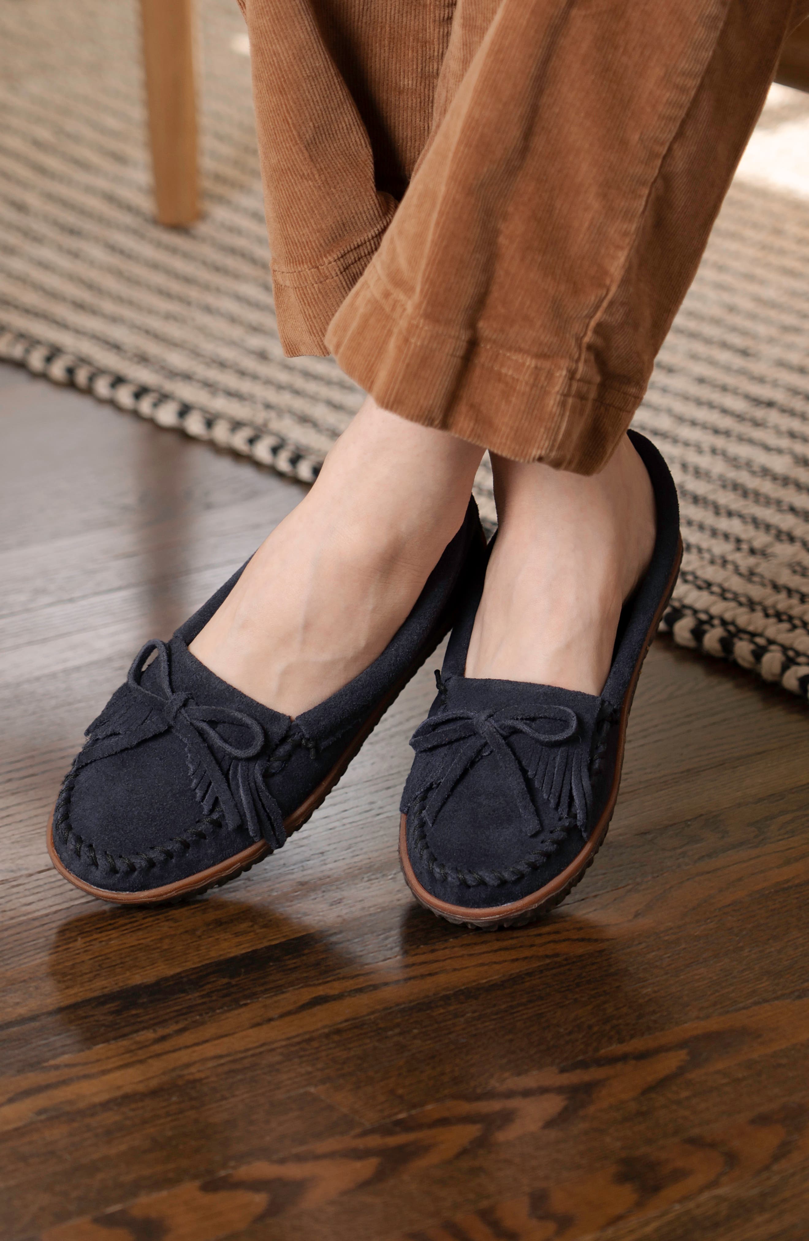 Kilty Tread Slipper, Alternate, color, NAVY