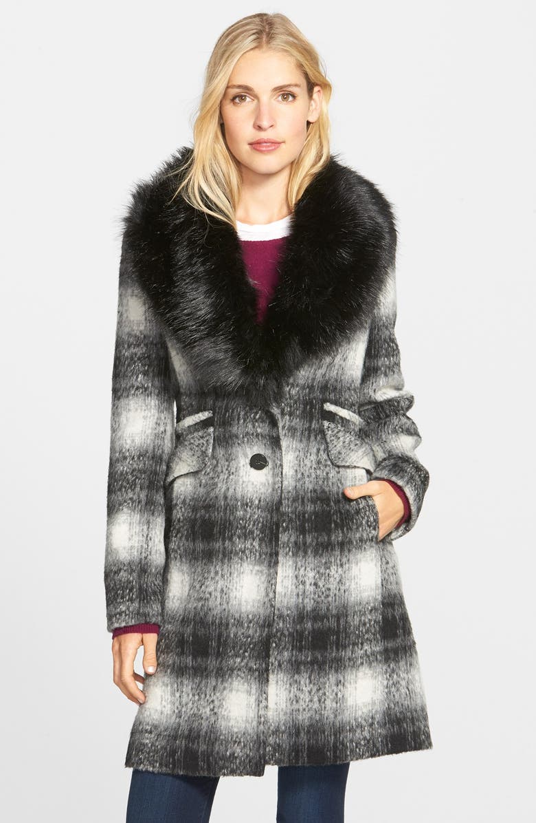 Laundry by Shelli Segal Laundry by Shelli Segal Faux Fur Collar Plaid  Coat, Main, color, 