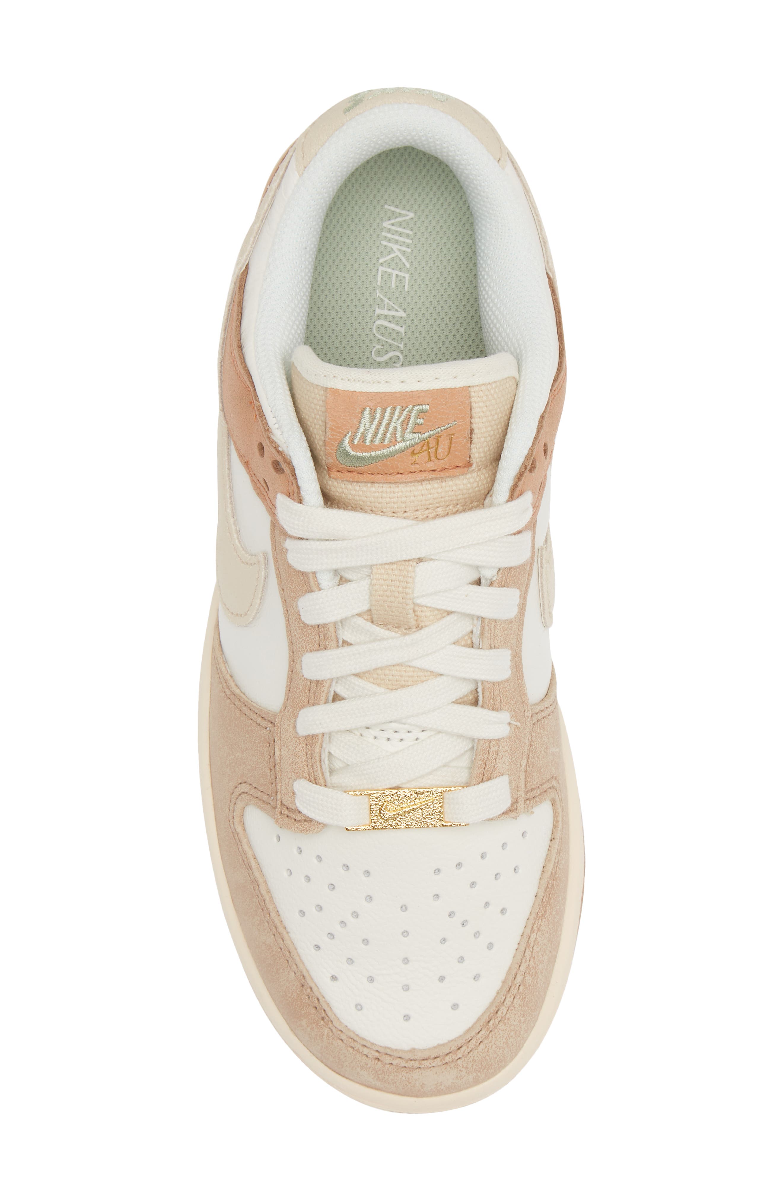 Nike Dunk Low SE Basketball Sneaker, Alternate, color, 