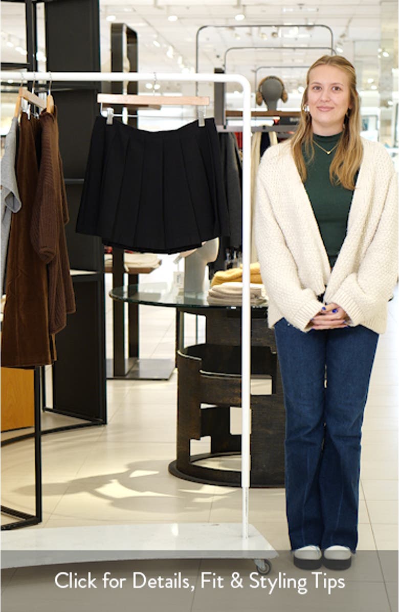 Pleated Miniskirt, sales video thumbnail