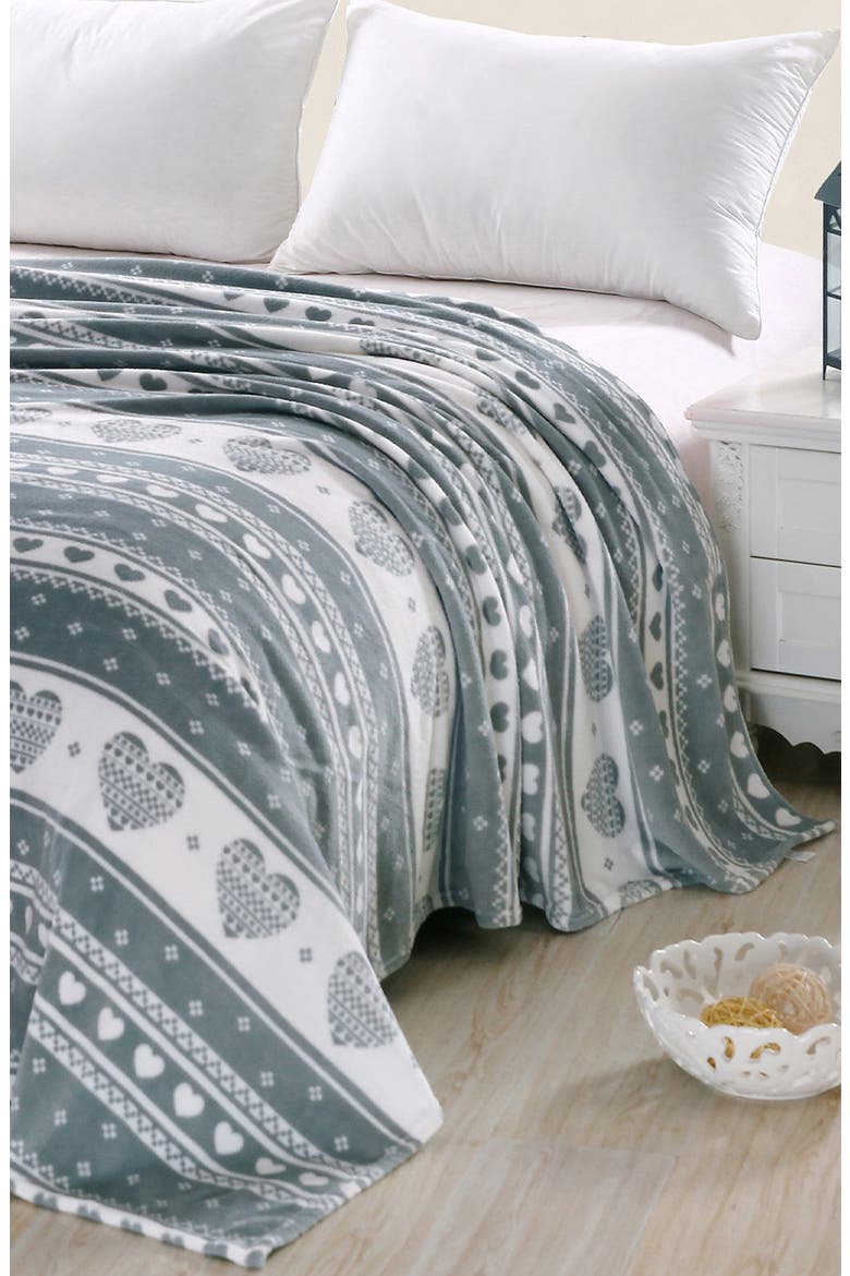 Heartfelt Fleece Throw Blanket, Alternate, color, GRAY