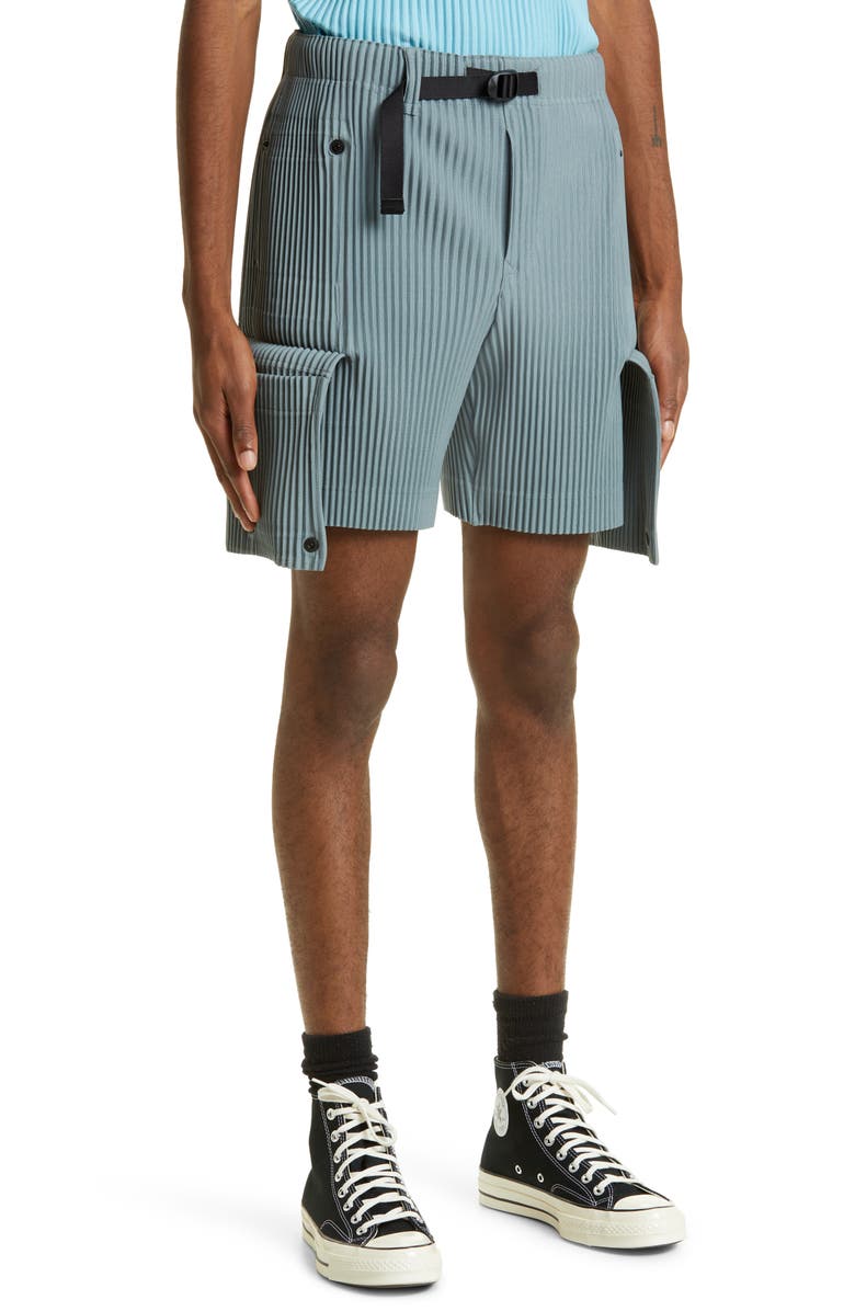 Homme Plissé Issey Miyake Flip Pleated Cargo Shorts, Alternate, color,