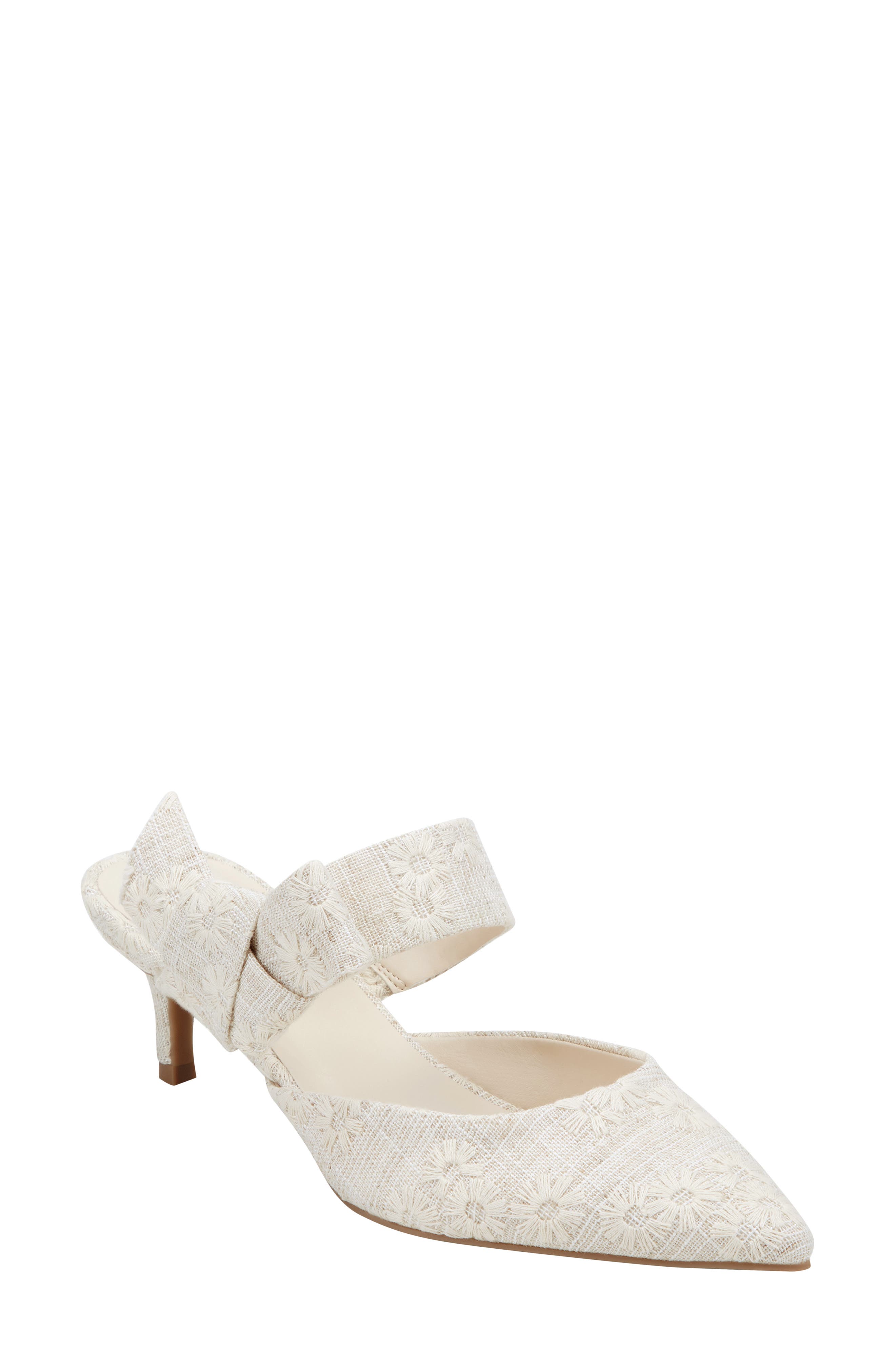 Bandolino Millie Kitten Heel Pump, Main, color, Natural