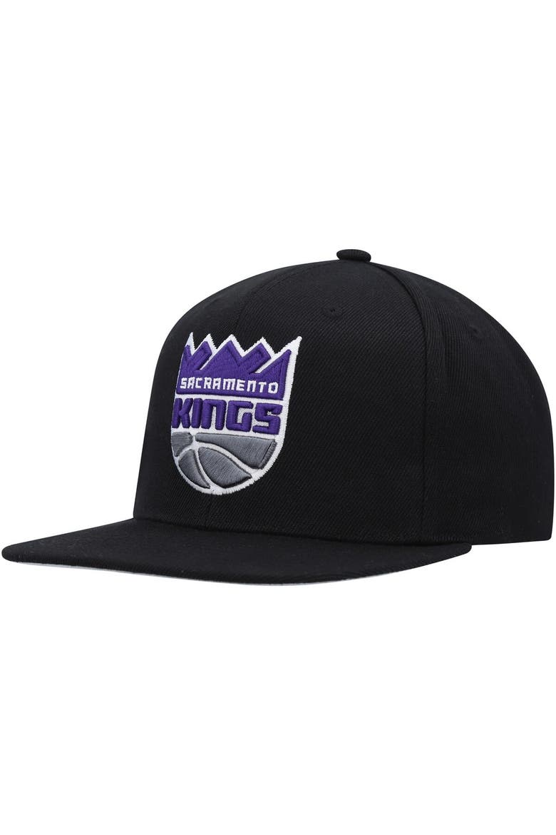Men's Mitchell & Ness Black Sacramento Kings Side Core 2.0 Snapback Hat, Alternate, color, Black