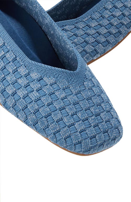 Vivaia Square-toe V-cut Flats