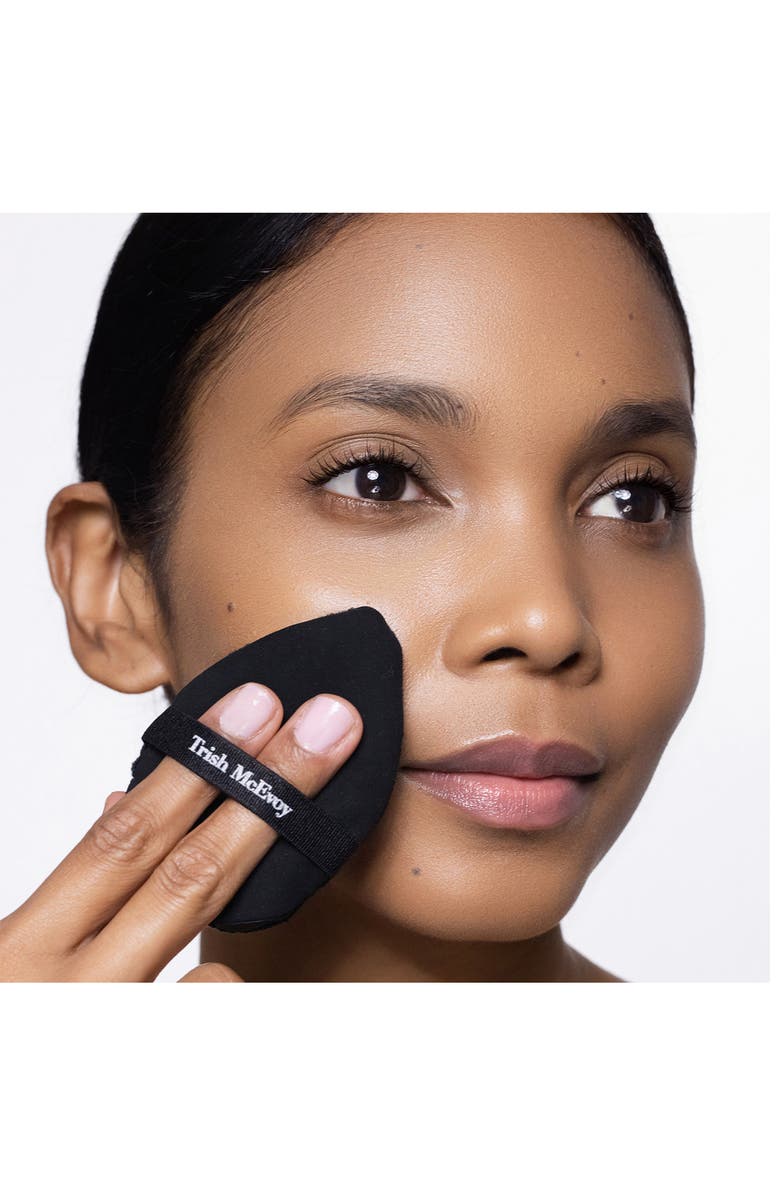 Trish McEvoy The Puff & Sponge, Alternate, color, Black