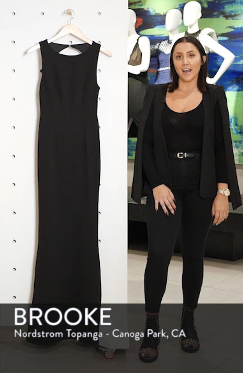 Mine Backless Trumpet Gown, sales video thumbnail