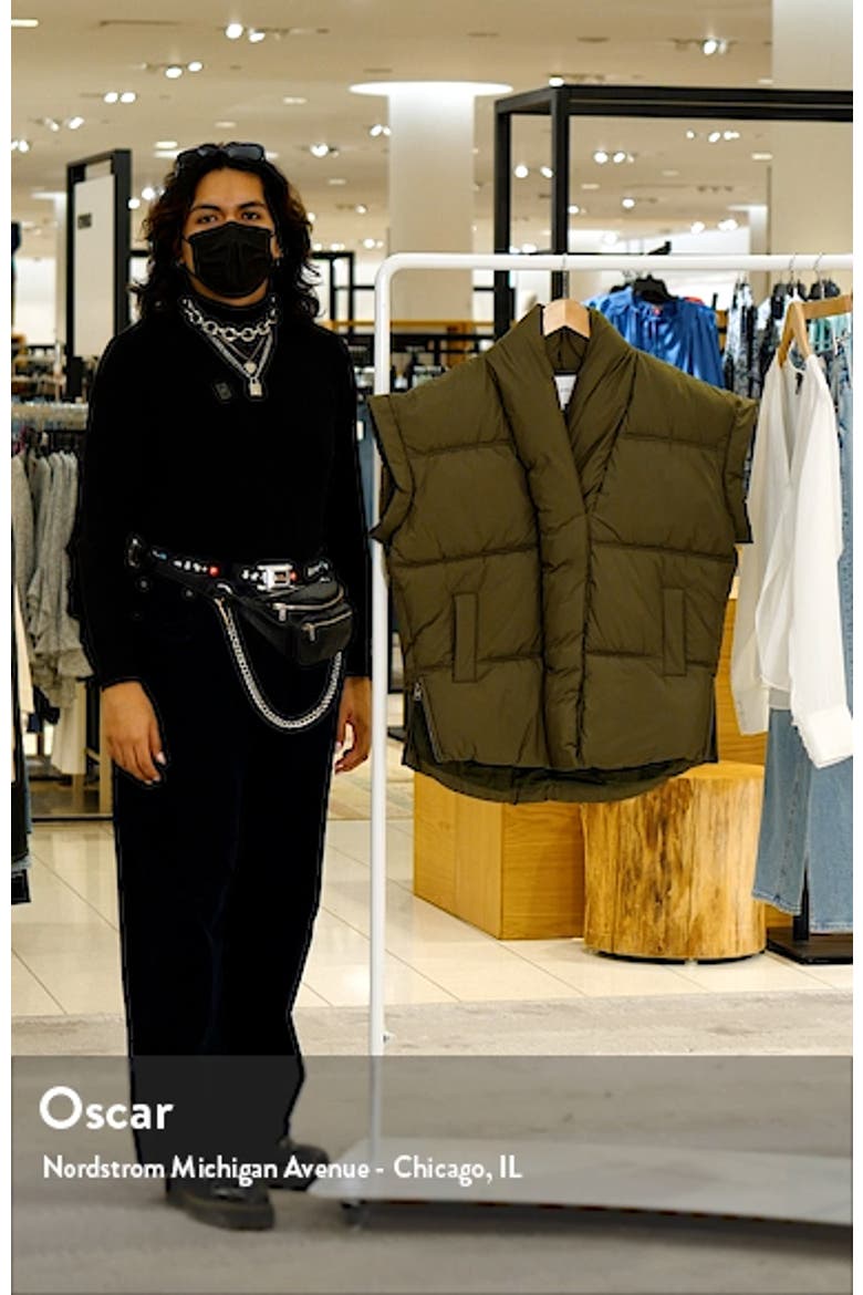 Sleeveless Recycled Polyester Puffer video
