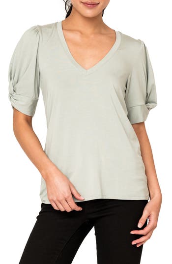 Gibsonlook Twist Sleeve V-neck Top