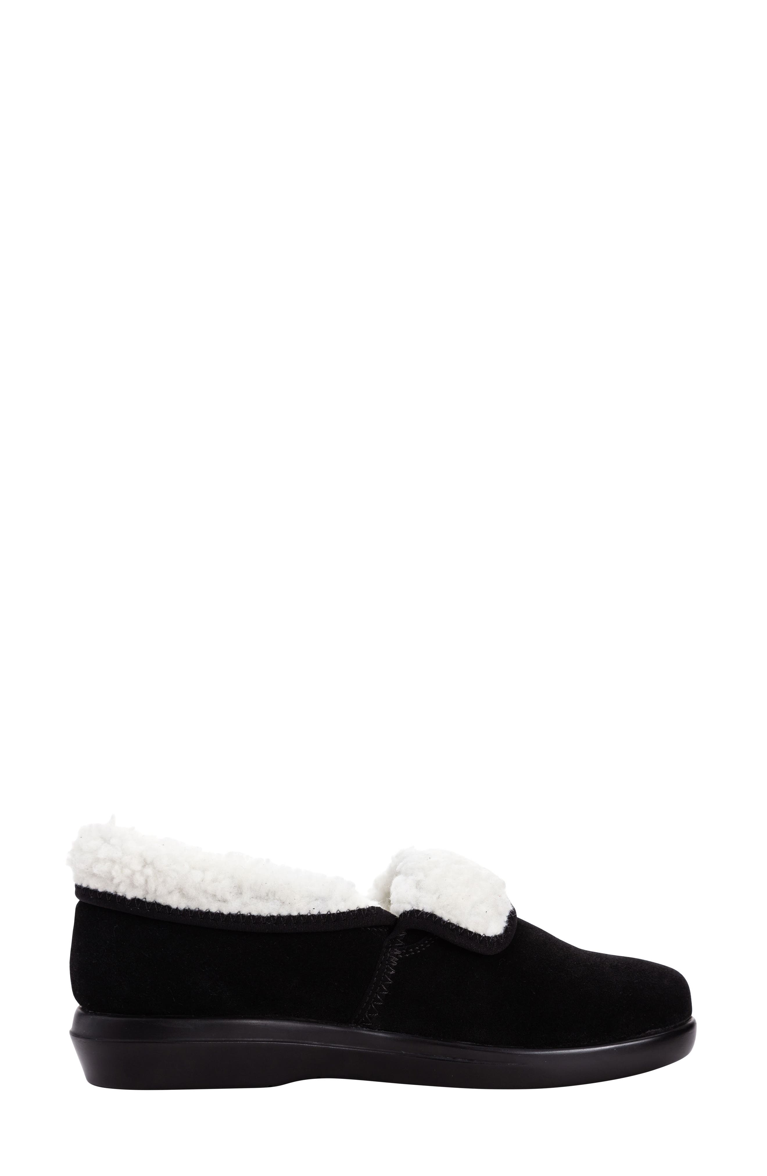 Propét Faux Fur Colbie Slipper, Alternate, color, 