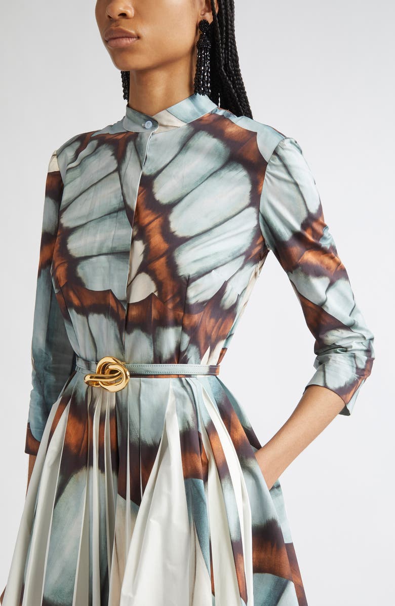 Oscar de la Renta Beaded Chandelier Clip-On Earrings, Alternate, color, Black