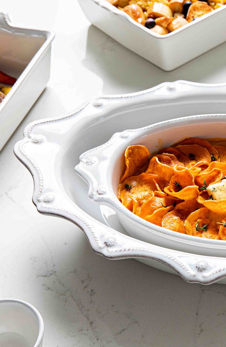 Juliska Berry & Thread Set of 2 Oval Ceramic Baking Dishes, Alternate, color, Whitewash