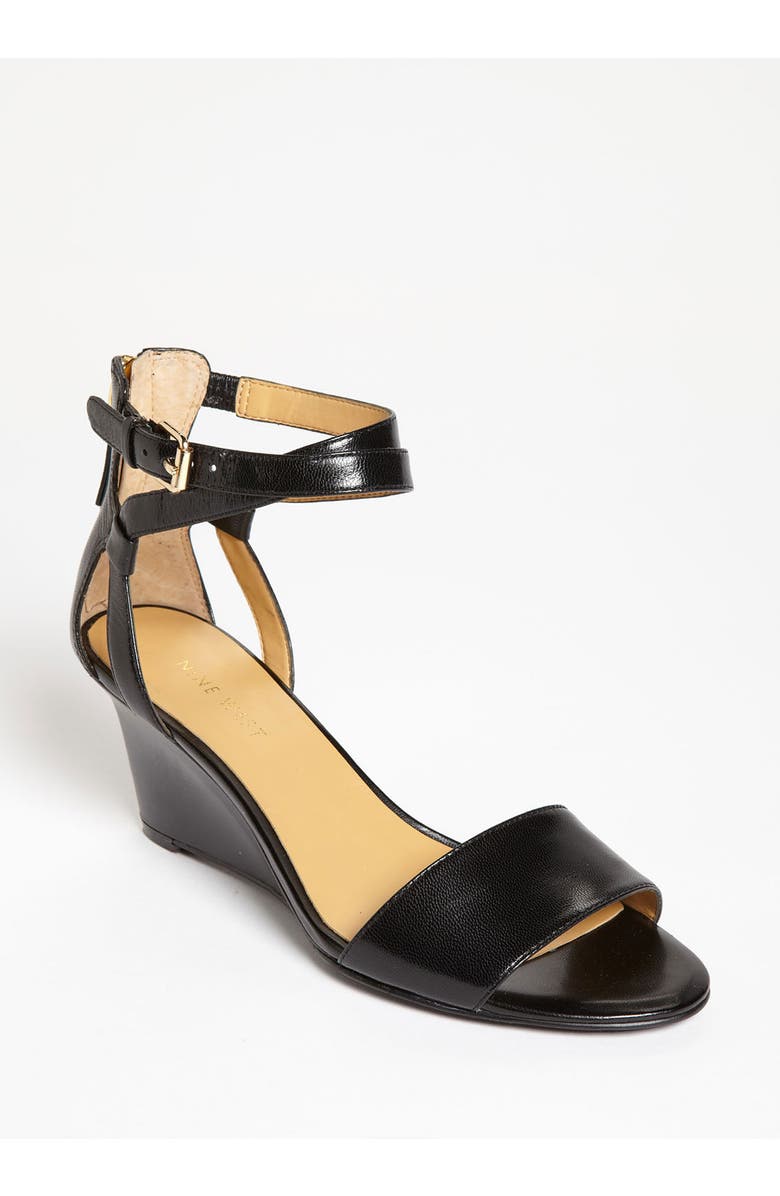 Nine West 'Reelymind' Sandal, Main, color,