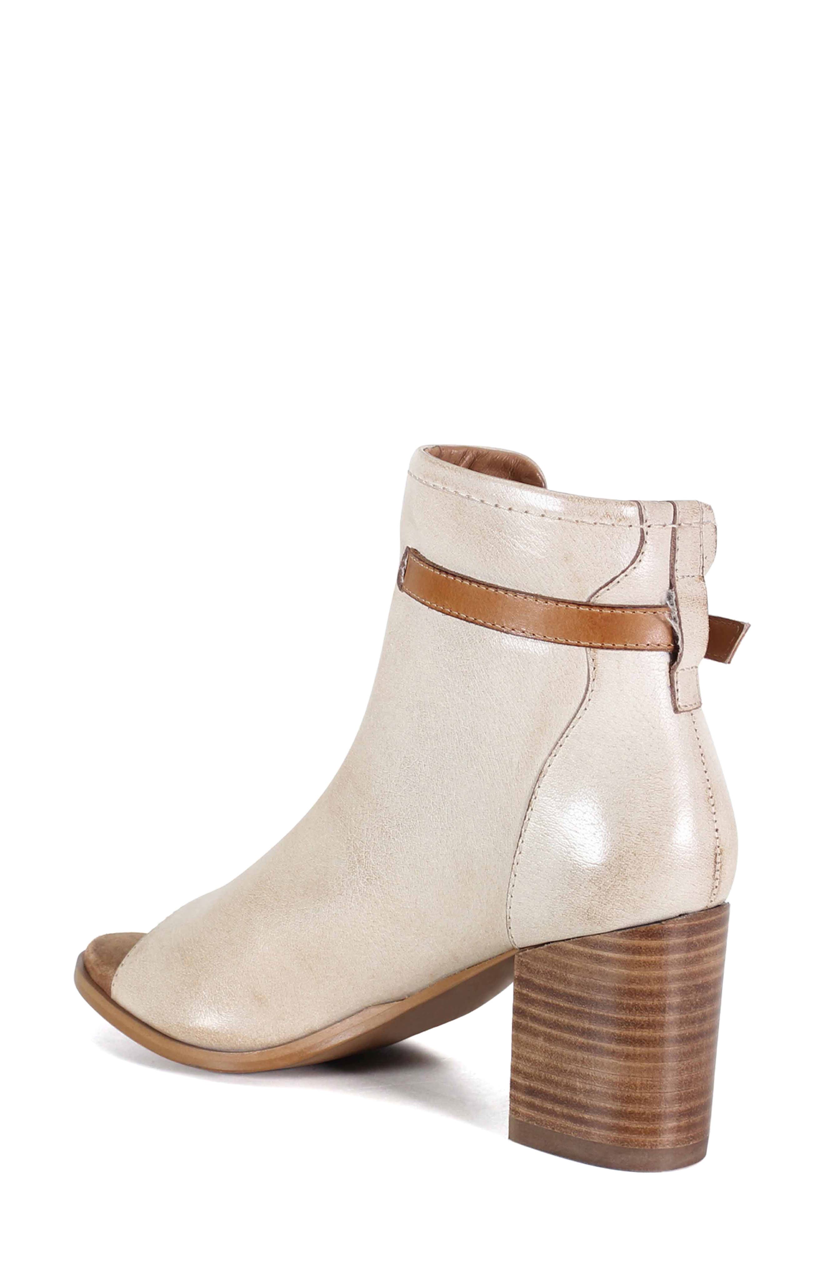 Diba True Low Tide Sandal, Alternate, color, 