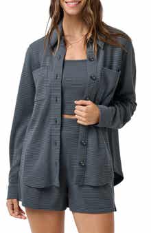 TravisMathew Yacht Me Shacket