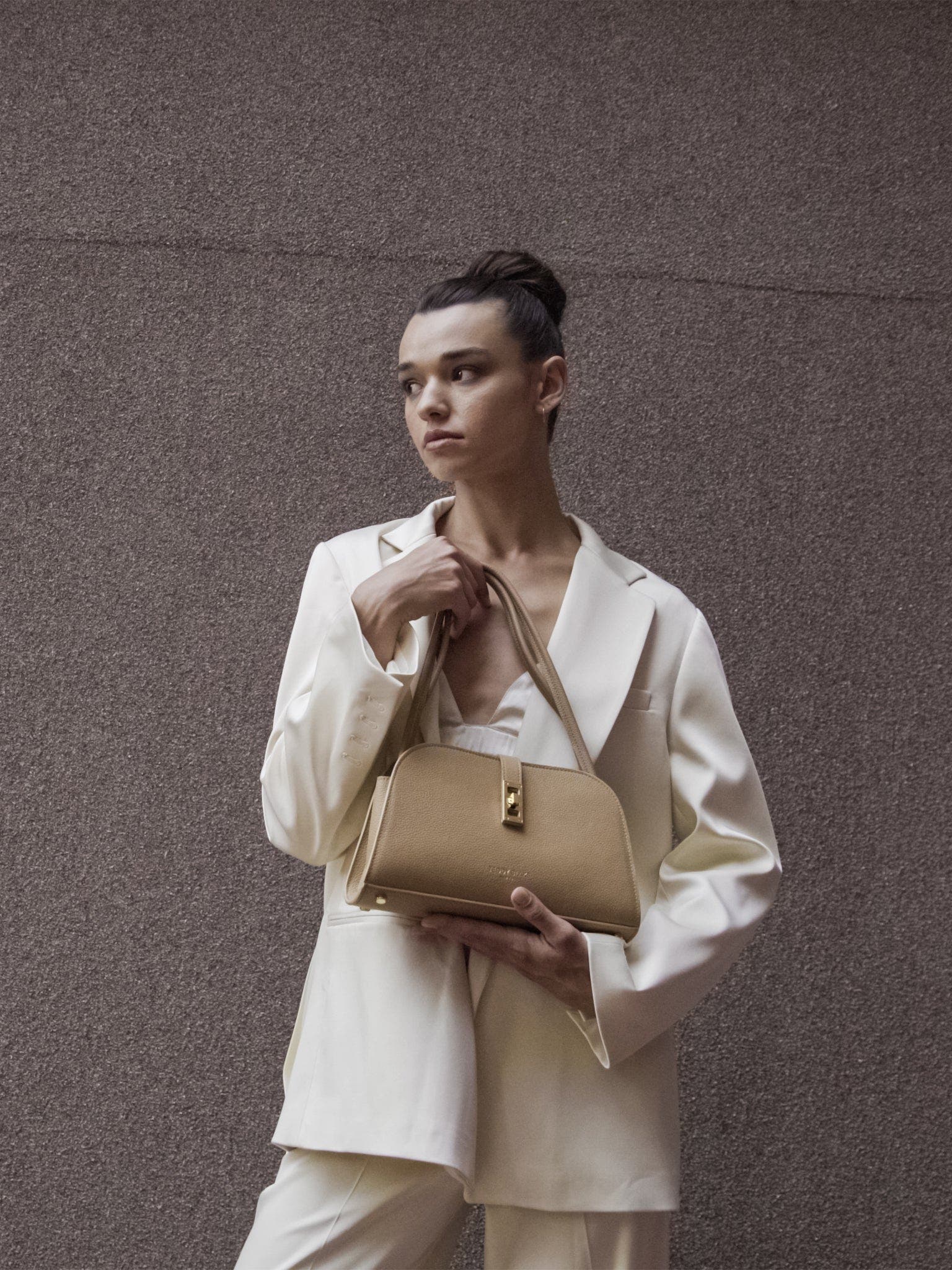 Teddy Blake Dana Dollarino 11", Alternate, color, Black