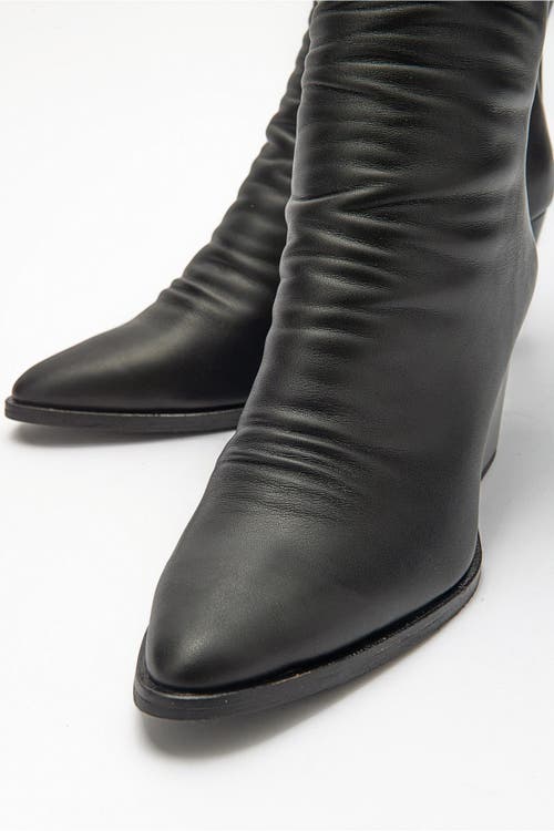 Prologue Shoes Laval Back-zip Block Heel Boot In Black