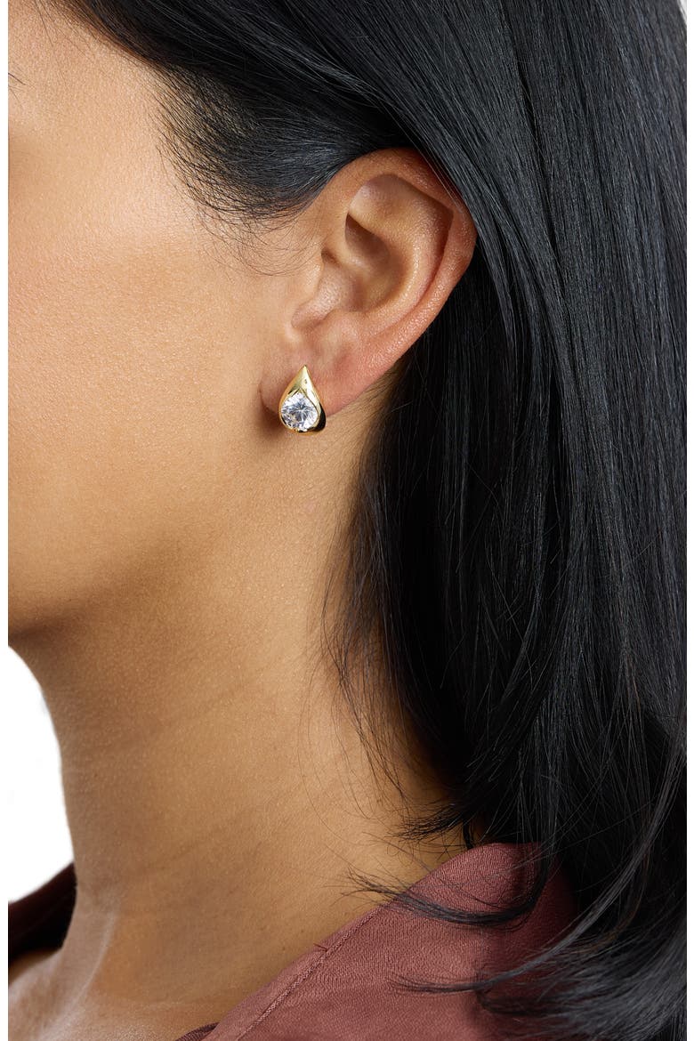 Modern Muse Huggie Hoop Earrings, Alternate, color, GOLD