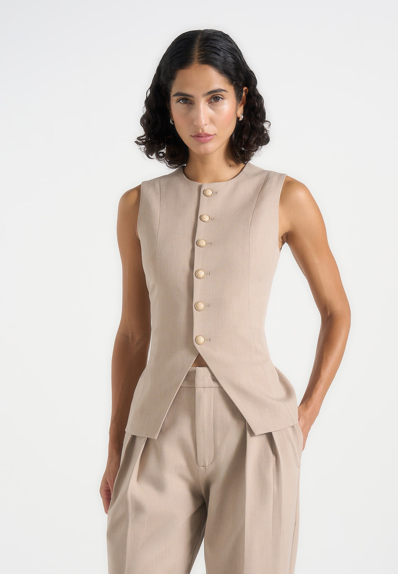 Taupe