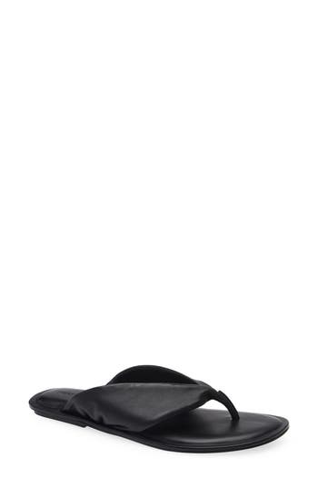 Nordstrom Sage Thong Sandal In Black