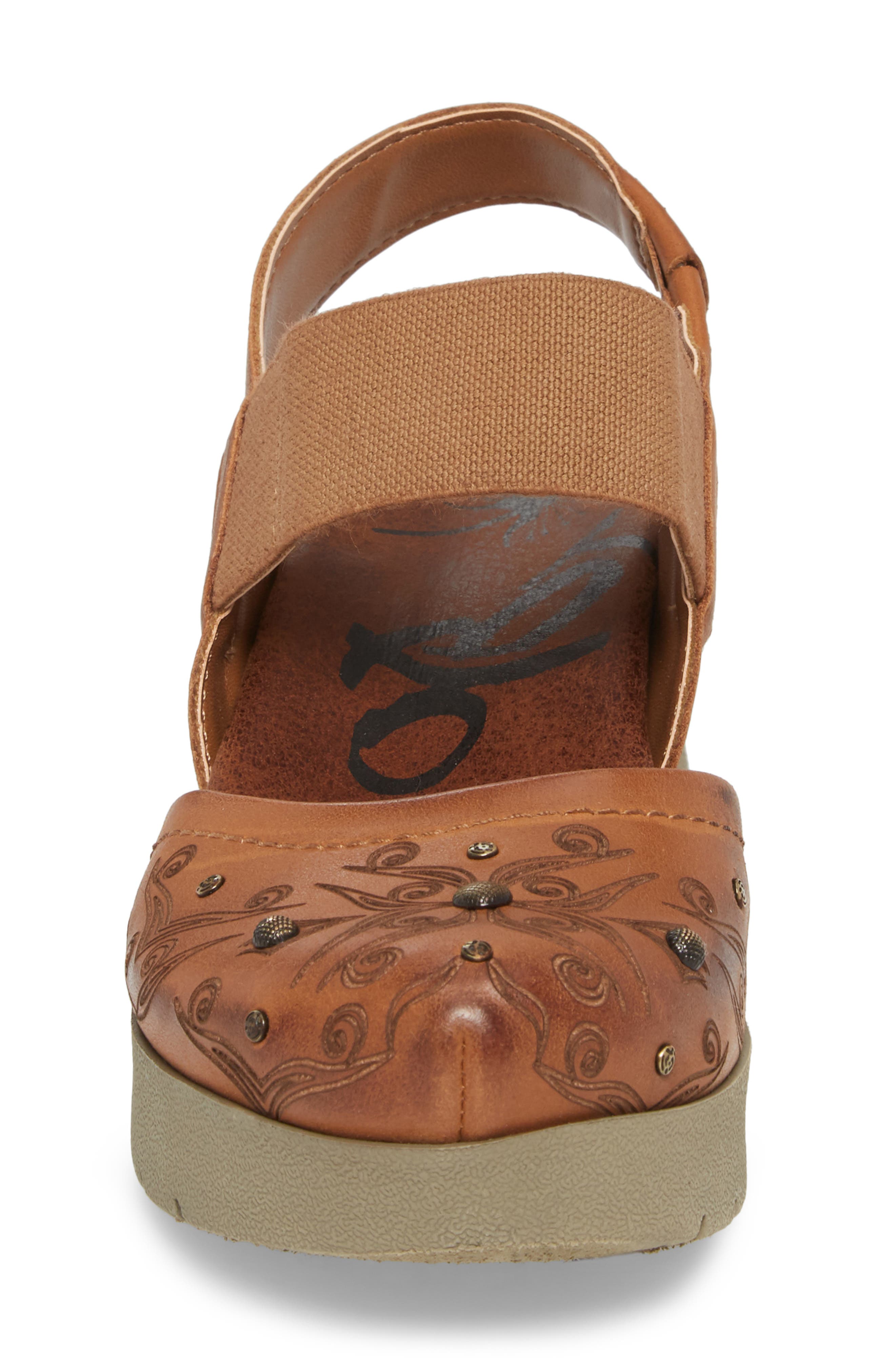 OTBT Roadie Mary Jane Platform Wedge, Alternate, color, 