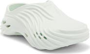 CROCS Echo Wave Clog