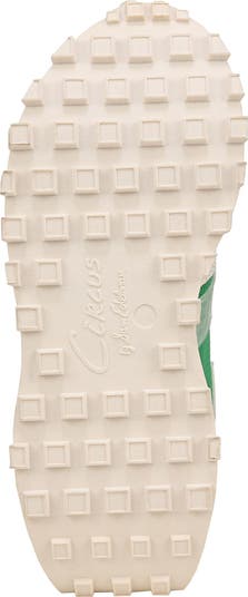 Devyn Sneaker
