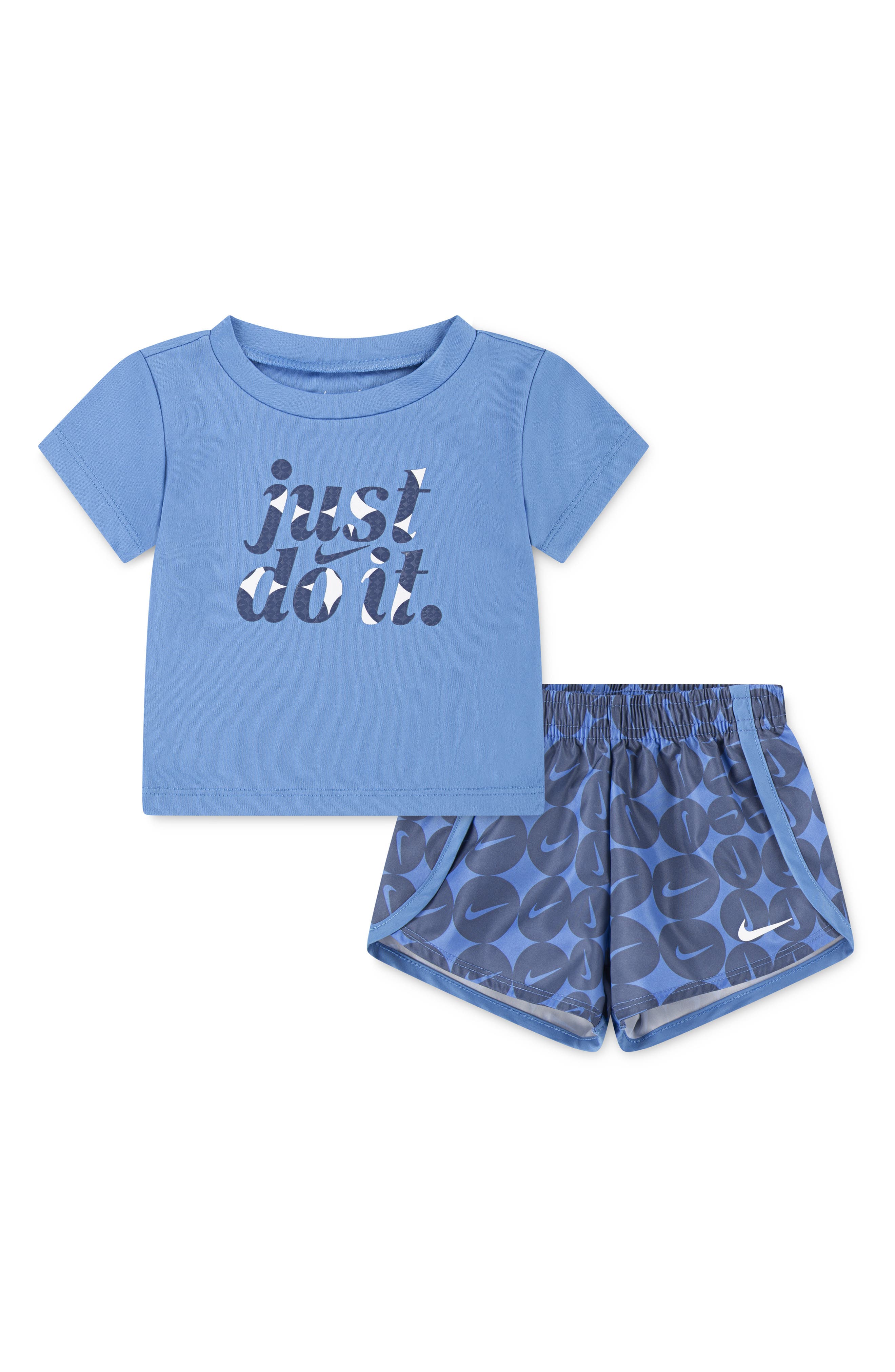 Nike Dri-FIT Essentials Sprinter Set