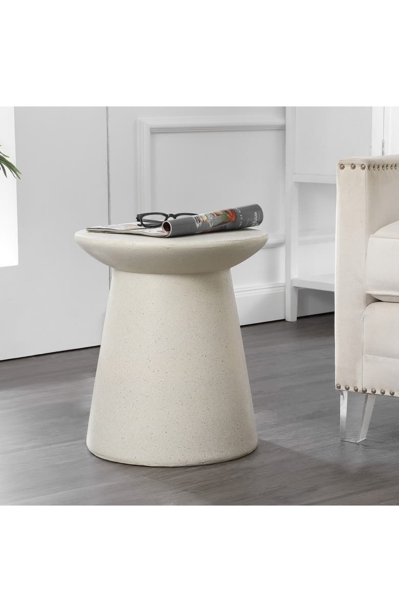 JONATHAN Y Hollie Minimalist Frosted Polyresin Indoor/Outdoor Accent Table, All-Weather Textured Round Pedestal Side Table & Stool, Alternate, color, Cream Terrazzo