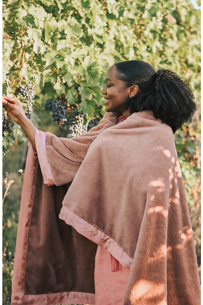 Luxe Satin Trim Faux Fur Throw Blanket, Alternate, color, BORDEAUX BLUSH