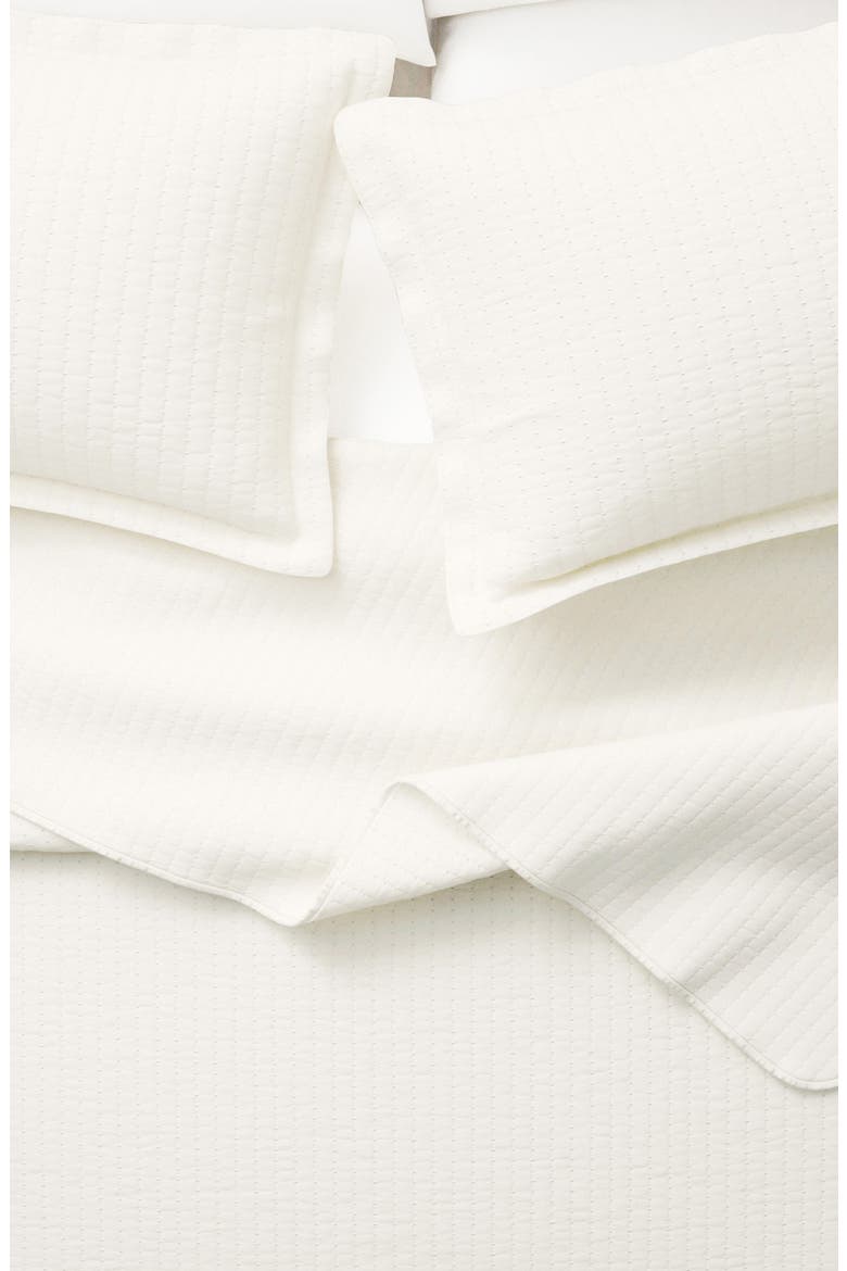 Channel Stitch Quilt Set, Alternate, color, WHISPER WHITE