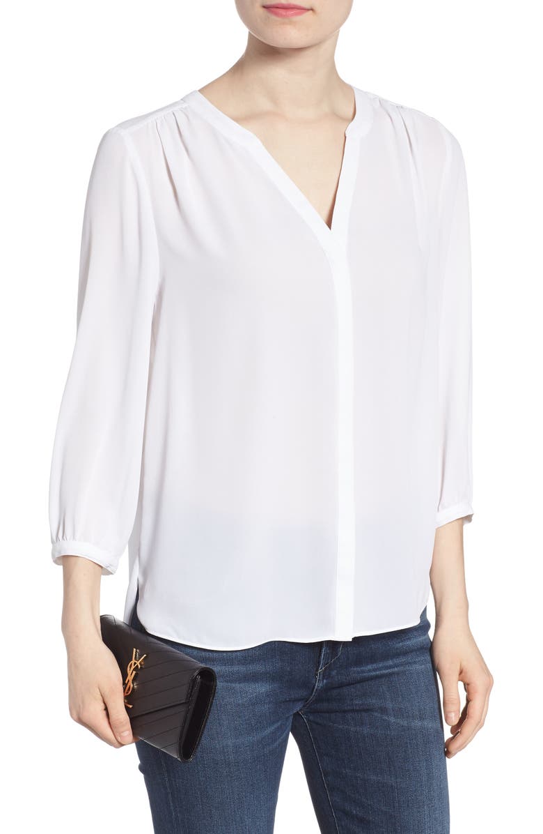 Saint Laurent Monogramme Logo Leather Flap Wallet, Alternate, color, Nero