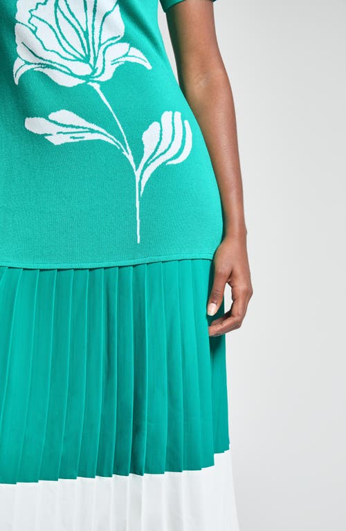 Ming Wang Modern Fit Mixed Media Pleated Midi Dress In Emerald Awe/white