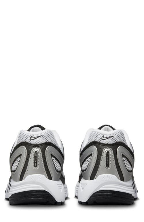 Nike Air Pegasus 2k5 Sneakers In Metallic Silver/white