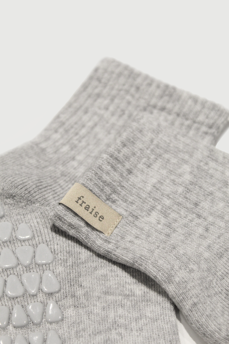 Heather Grey Quarter Crew Grip Sock, Alternate, color, Heather Grey
