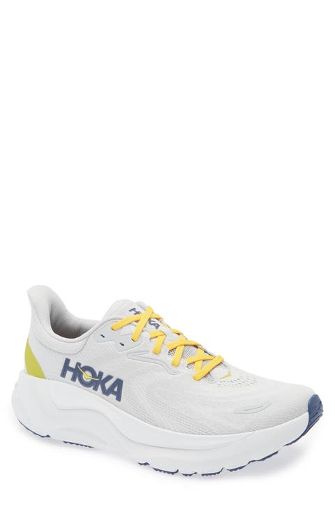 Arahi 8 Running Shoe (Men)