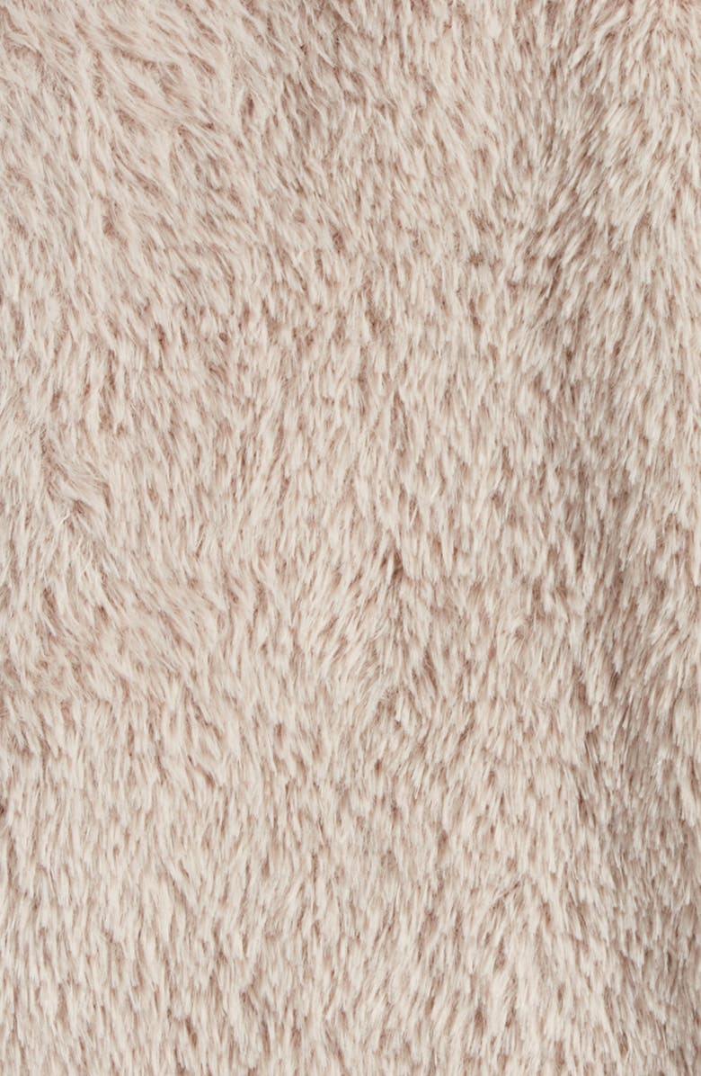 Nordstrom Nestle Faux Fur Throw Blanket, Alternate, color, Tan Thread