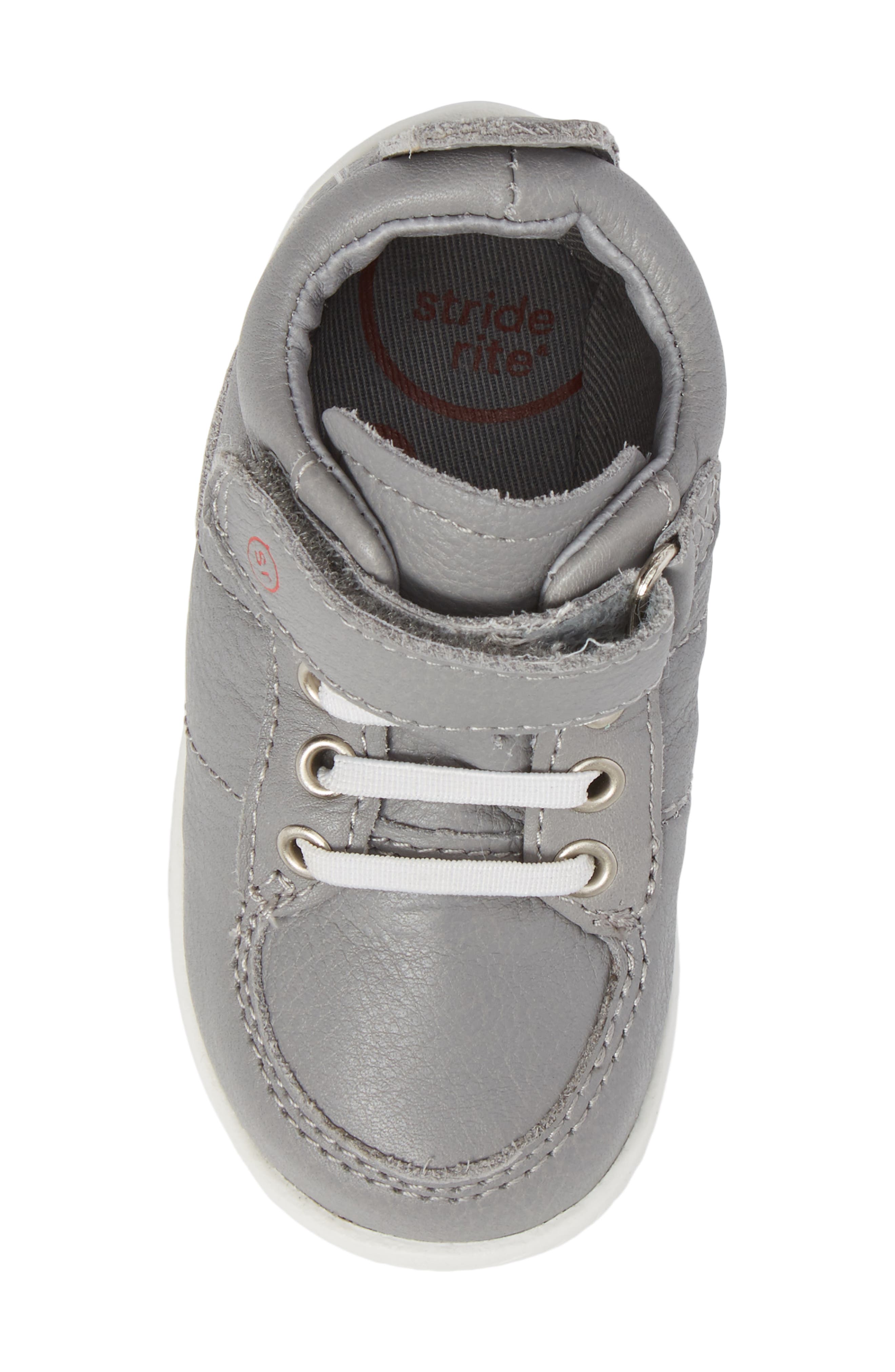 Stride Rite Bailey High Top Sneaker, Alternate, color, 