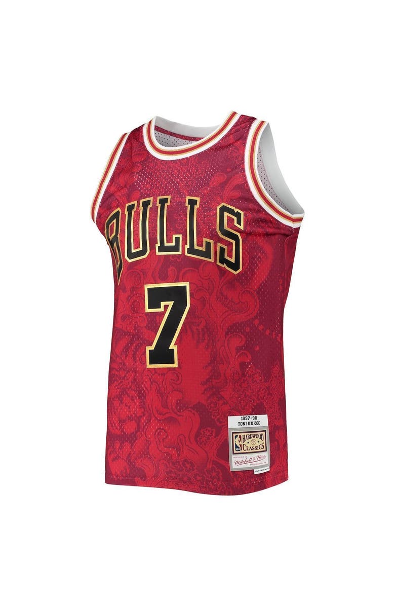 Mitchell & Ness Men's Mitchell & Ness Toni Kukoc Red Chicago Bulls Hardwood Classics 1997-98 Lunar New Year Swingman Jersey, Alternate, color,