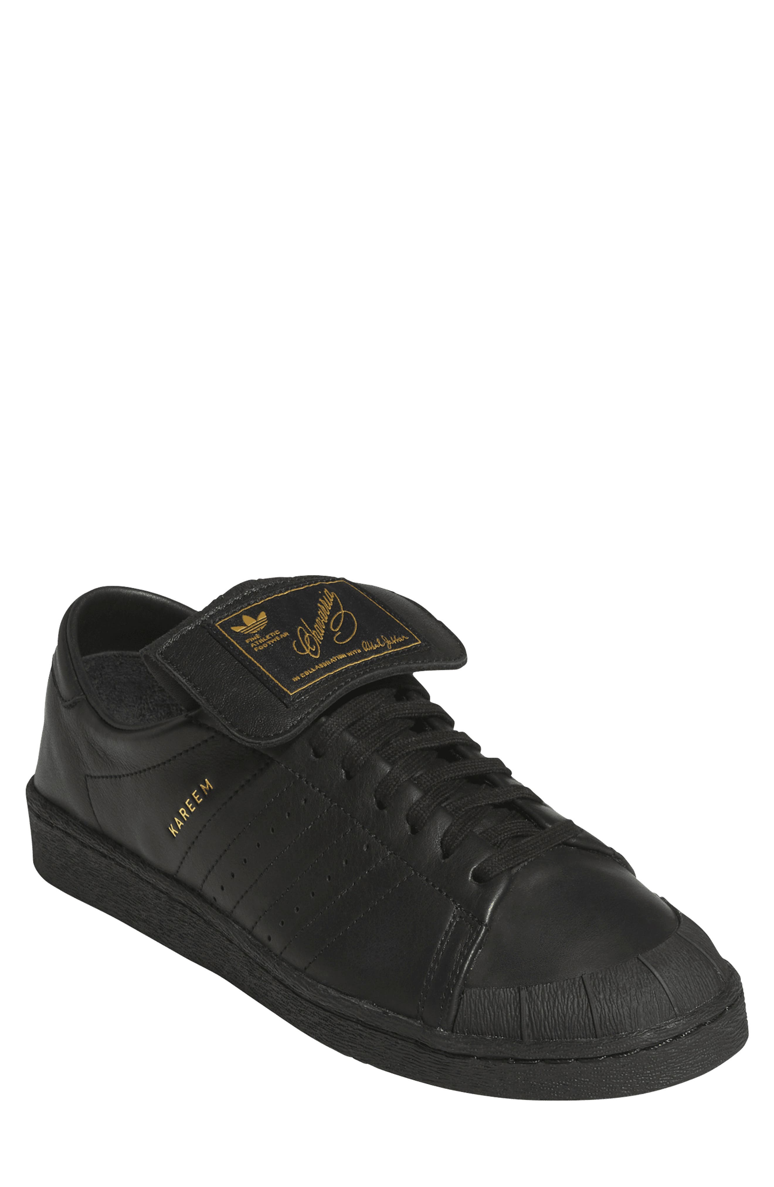 adidas Chavvaria Jabbar Low Top Sneaker
