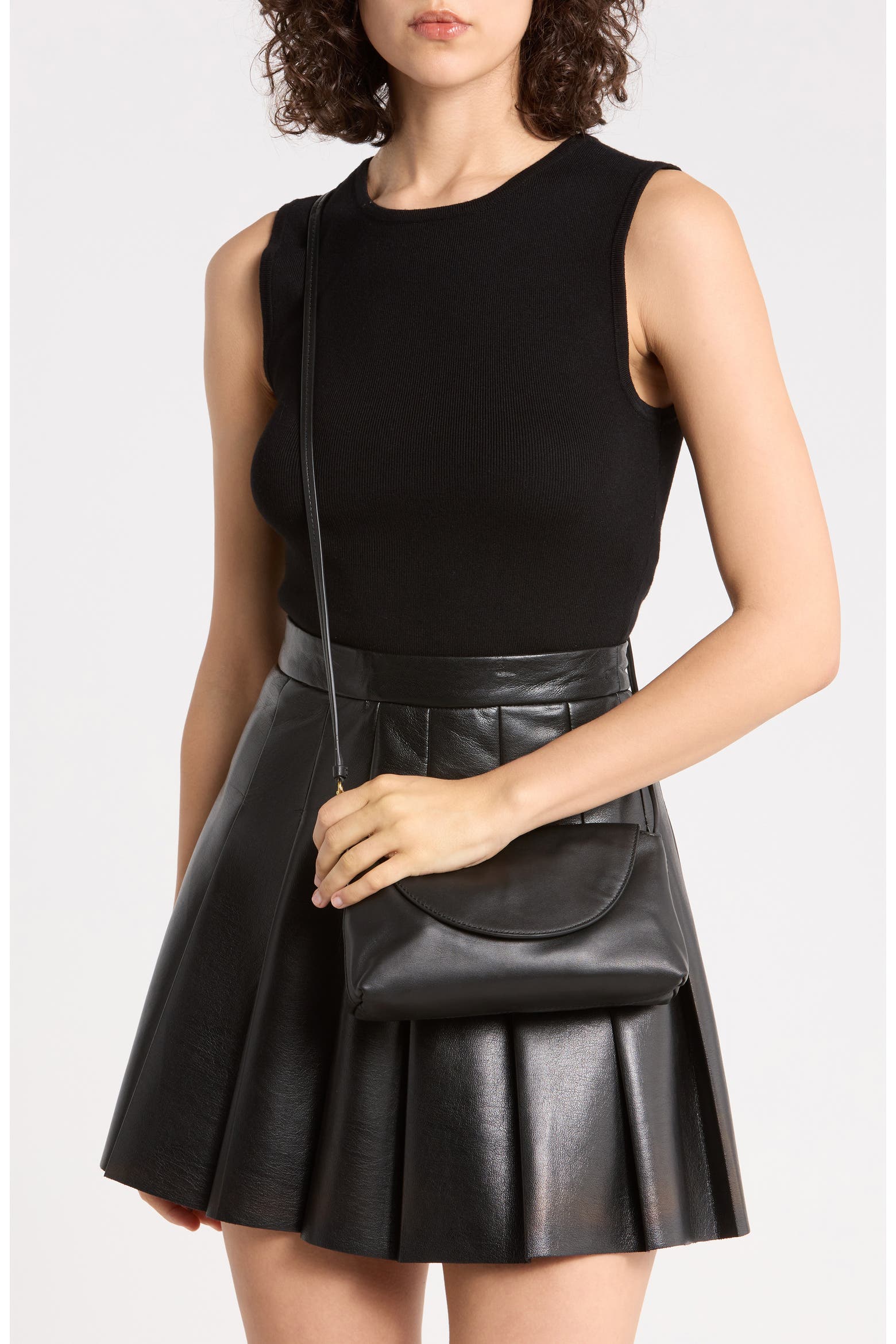 Vince Lyla Leather Convertible Wallet on a String (Women) | Nordstromrack