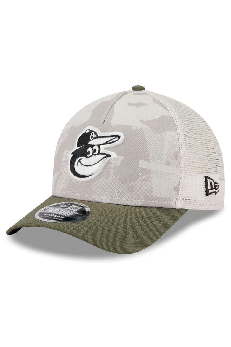 Men's New Era Light Beige/Olive Baltimore Orioles 2025 Armed Forces Day 9FORTY M-Crown A-Frame Adjustable Hat, Alternate, color, Light Beige