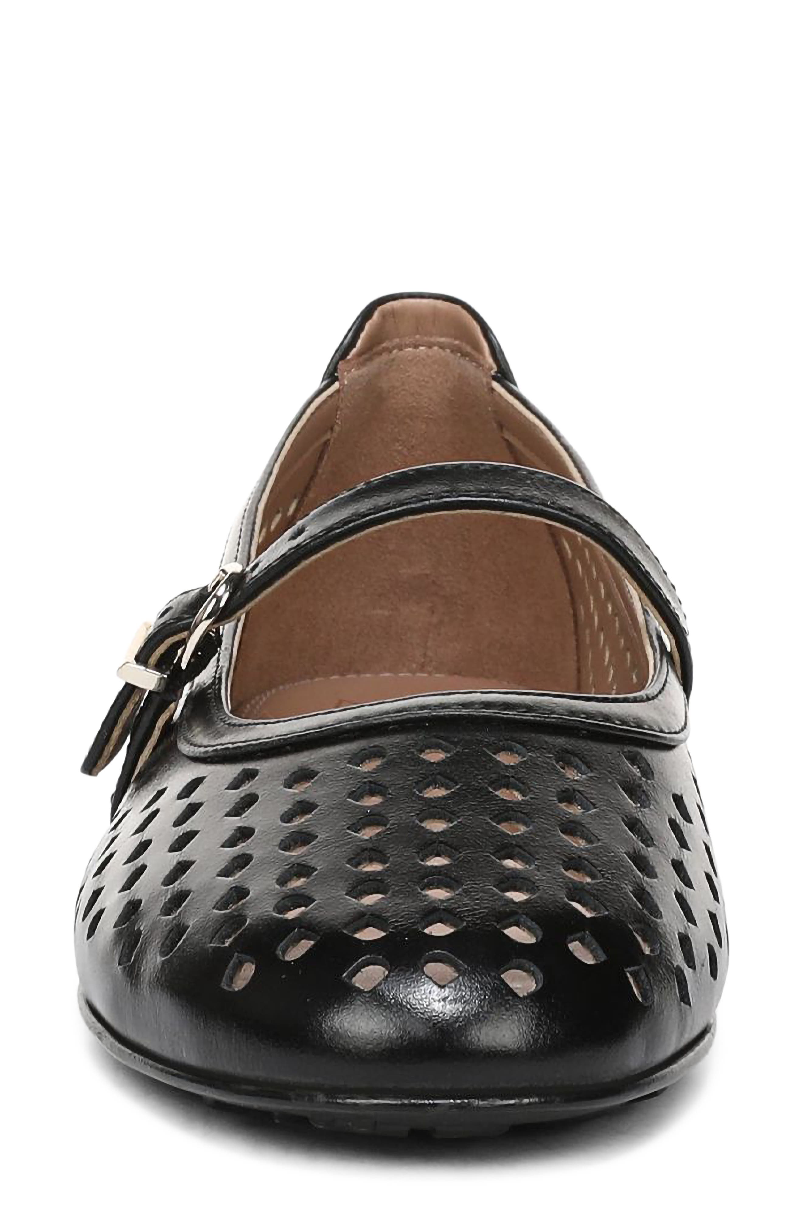 Naturalizer Aria Perforated Mary Jane Flat, Alternate, color, Black