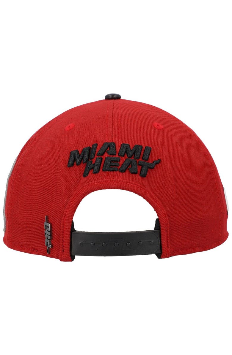 PRO STANDARD Men's Pro Standard Red Miami Heat Old English Snapback Hat, Alternate, color, 