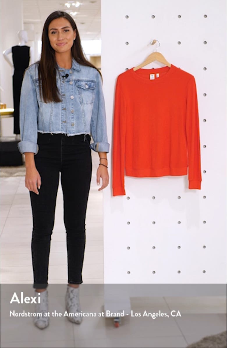 x Claudia Sulewski Sleepy Lounge Pullover, sales video thumbnail